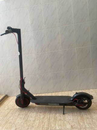 Xiaomi Mi Electric Scooter Pro