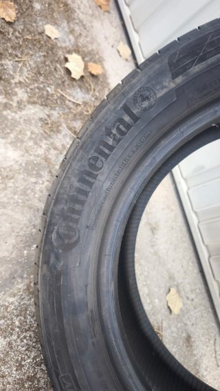 Neumático 235/50 R 18 97V  80€ por 4und