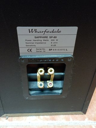 Altavoces Wharfedale SAPPHIRE SP-89 Negros