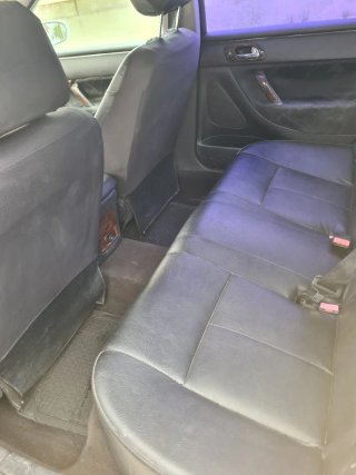 Peugeot 607 2004