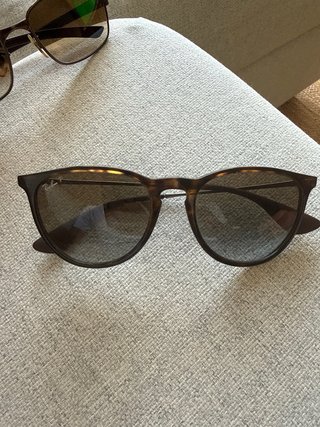 3 Gafas de sol Ray-Ban T usadas en buena condicio