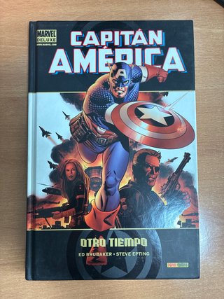 Capitán América 01 - Otro tiempo Marvel Deluxe