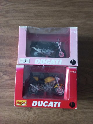 Maisto Ducati 1:18 Moto de Juguete