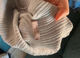 Jersey gris con brillos