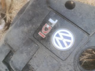 Rejilla Delantera VW con Logo