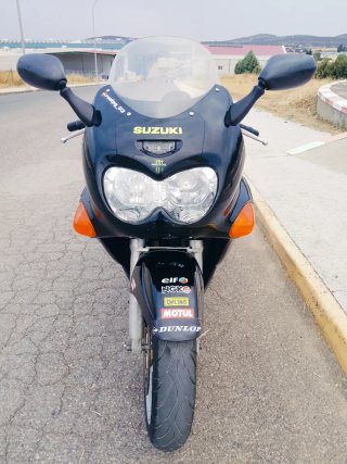 Suzuki GSX 600 F 2000 Negra