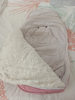 Saco invierno silla bebé hecho a mano rosa