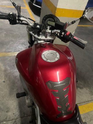 Yamaha FZ6 Naked 2005 - 58.000km, muy cuidada