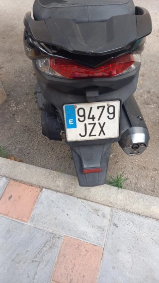 Maxi Scooter Kawasaki Negra