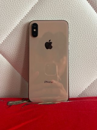 iPhone XS / 73% / 64gb