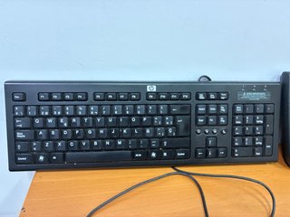 Pack 2 Teclados HP y Logitech USB