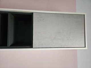 Mueble TV gris y blanco