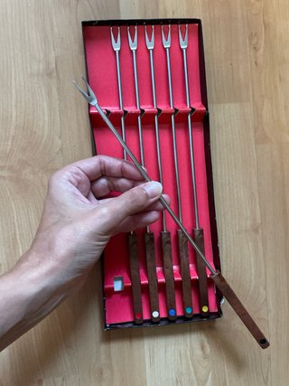 Vintage 6 Tenedores Fondue Madera y Metal