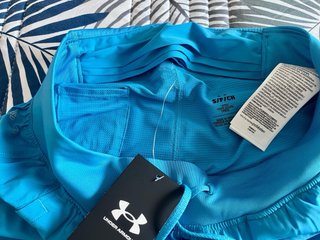 Pantalón corto Under Armour azul