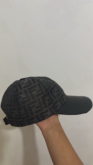 Gorra Fendi FF Negra y Gris Nueva