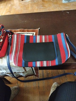 Bolso bandolera rayas azul y rojo