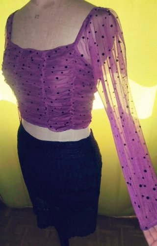 Top elastico Morado mangas/Abullonadas Bershka T.