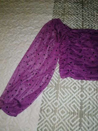 Top elastico Morado mangas/Abullonadas Bershka T.