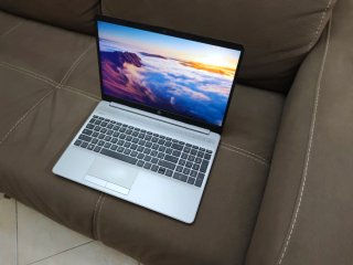 HP Portatile 15 i7 24GB RAM SSD 500GB