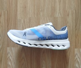 Zapatillas On Cloudsurfer Next Azul/Blanco