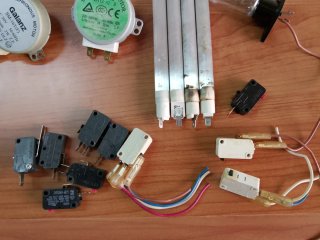 Despiece Microondas: Motores, Fusibles, Bombillas