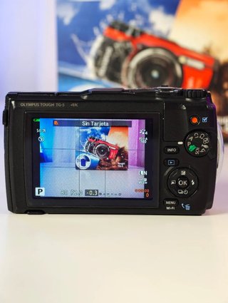 Olympus Tough TG-5 - Cámara Digital