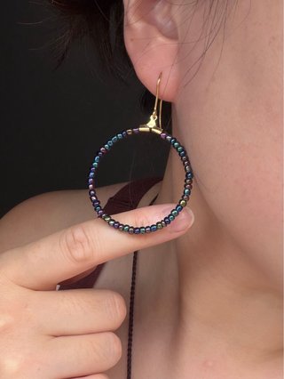 Pendientes Aro 4cm Cuentas Pequeñas Azul Morado