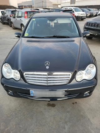 Mercedes-Benz Clase C 2006