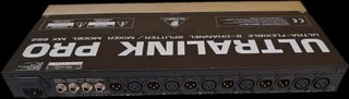 Behringer Ultralink Pro MX882 Mezclador/Separador