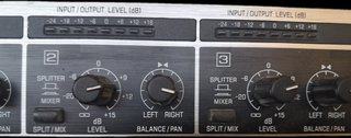Behringer Ultralink Pro MX882 Mezclador/Separador