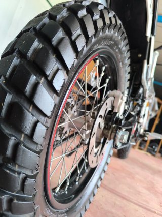 Rieju Tango 125 Enduro Negra/Blanca
