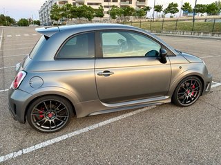 Abarth 695 Biposto 2016