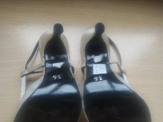 Venta en persona, Zapatos de fiesta  plateados