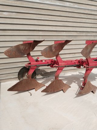 Vertederas Trisurco Massey Ferguson 715