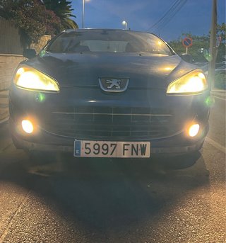 Peugeot 407 Coupé 2.7 HDi V6 204 CV Automático