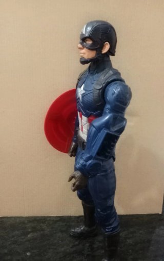 Figura Capitán América 30 cm