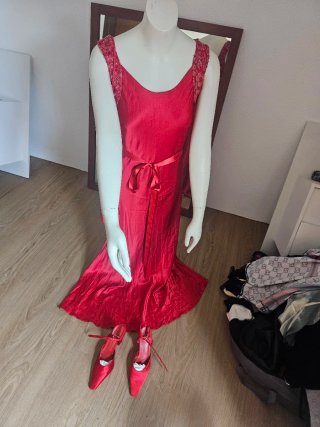 Lote Fiesta Vestido Rojo Talla M + Zapatos 37
