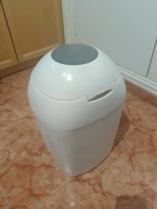 Contenedor pañales Tommee Tippee Sangenic