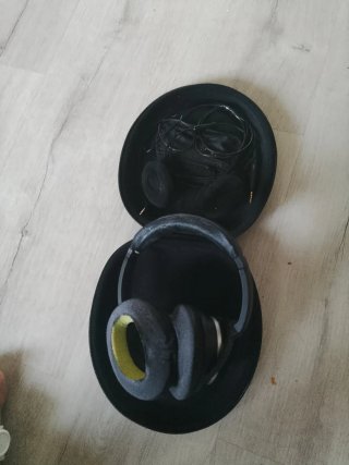 Funda Auriculares Bose Noise Cancelling Negra