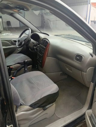 Voyager Chrysler 2 500 2005