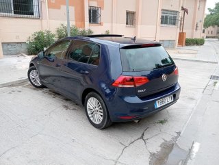 Volkswagen Golf 2015.
