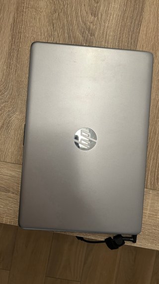 HP 250 G8 i5 11ª Gen 8GB RAM 256GB SSD + custodia