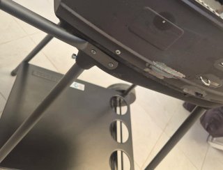 Barbacoa Carbón con ruedas, utensilios y su funda