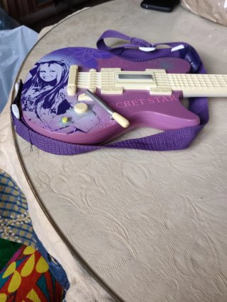 Guitarra infantil Secret Star