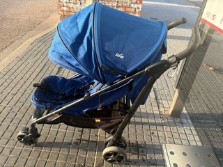 Sillita de paseo plegable JOIE