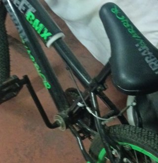 Bicicleta BMX Urban Warrior Negra y Verde