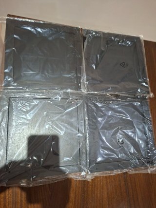 Bajo plato madera negro