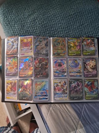 Cartas Pokémon VMAX y V
