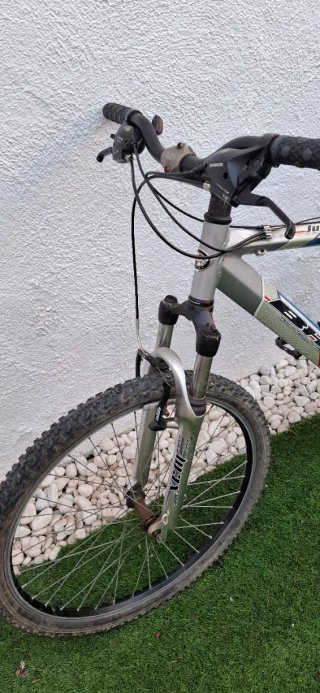Bicicleta Montaña BH Jumper 770