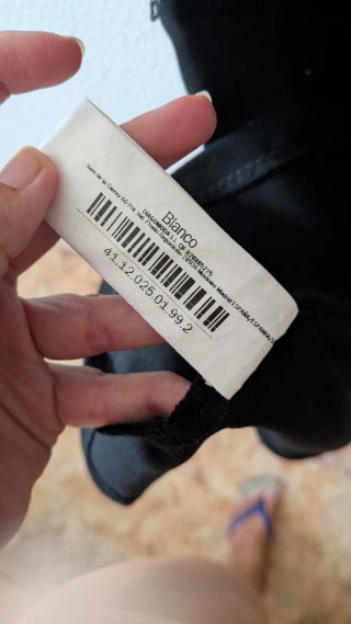 Vestido negro sin mangas